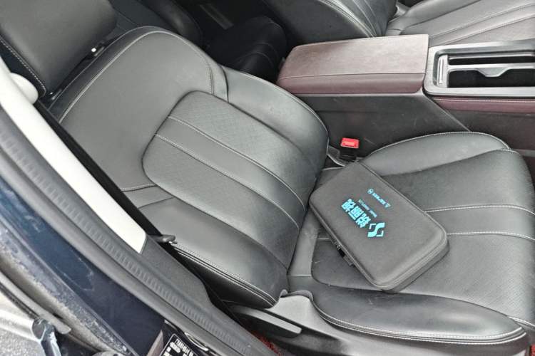 Used GAC Trumpchi M6 2021 PRO 270T Automatic Luxury Edition Right Front Seat