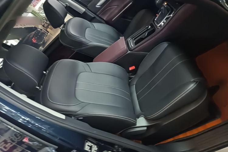 Used GAC Trumpchi M6 2021 PRO 270T DCT Luxury Edition Right Front Seat
