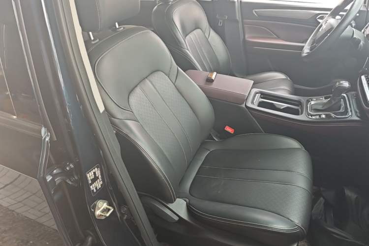 Used GAC Trumpchi M6 2021 270T DCT Prestige Edition (6-seater) Right Front Seat