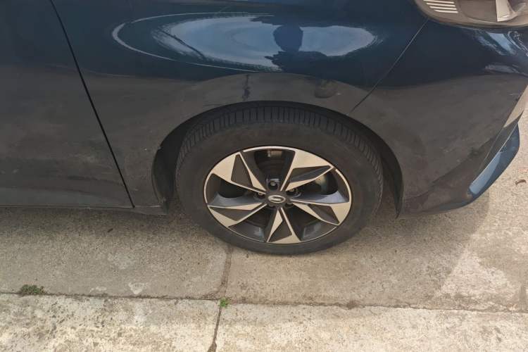 Used GAC Trumpchi M6 2021 PRO 270T DCT Prestige Edition Right Front Wheel Hub
