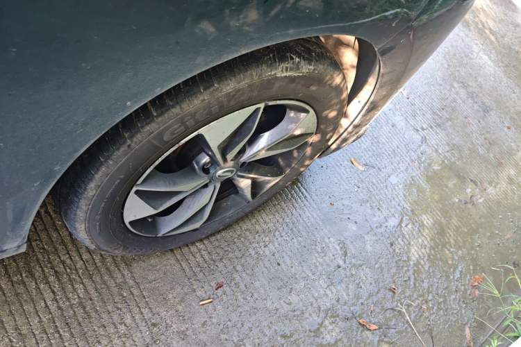 Used GAC Trumpchi M6 2021 270T DCT Luxury Edition (7-seater) Right Front Wheel Hub