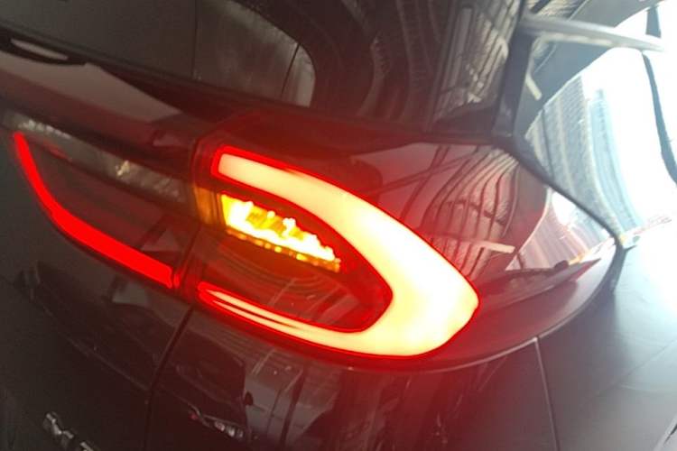 Used GAC Trumpchi M6 2021 270T DCT Luxury Edition (7 Seats) Right Rear Taillight