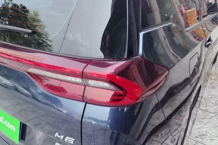 Used GAC Trumpchi M6 2021 270T DCT Luxury Edition (7 Seats) Right Rear Taillight