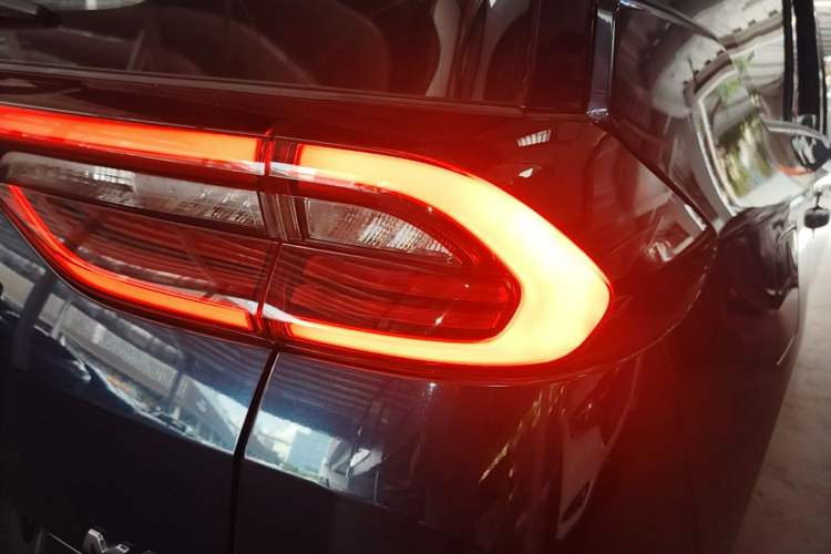 Used GAC Trumpchi M6 2021 PRO 270T DCT Luxury Edition Right Rear Taillight