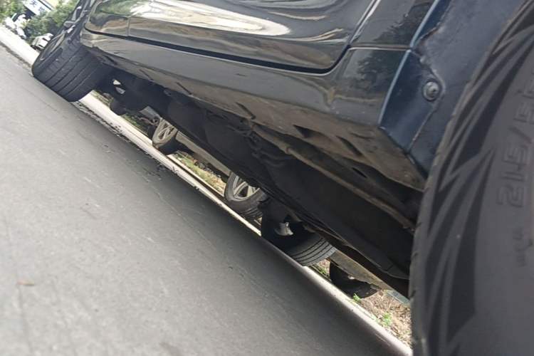Used GAC Trumpchi M6 2021 270T DCT Luxury Edition (7-seater) Right Side Sill