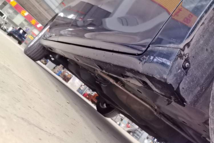 Used GAC Trumpchi M6 2021 270T DCT Luxury Edition (7 Seats) Right Side Sill