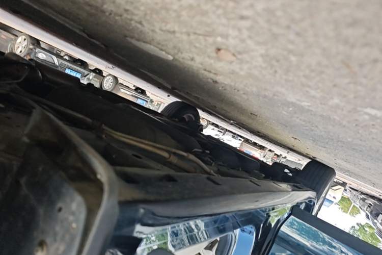 Used GAC Trumpchi M6 2021 270T DCT Elite Edition (7-seater) Right Side Sill