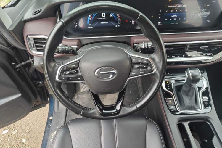 Used GAC Trumpchi M6 2021 PRO 270T DCT Luxury Edition Steering Wheel