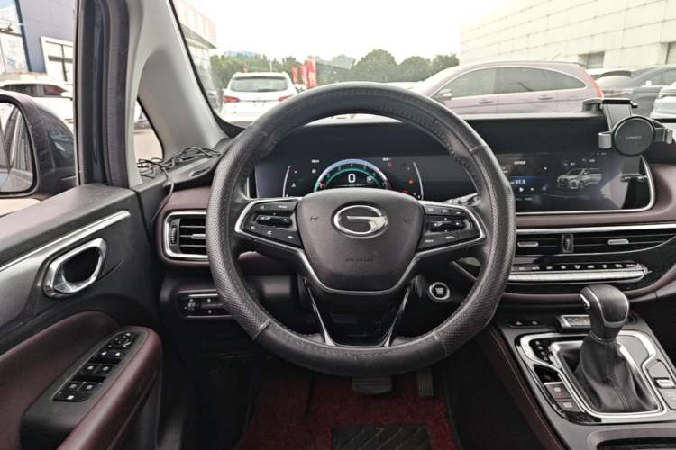 Used GAC Trumpchi M6 2021 PRO 270T Automatic Luxury Edition Steering Wheel