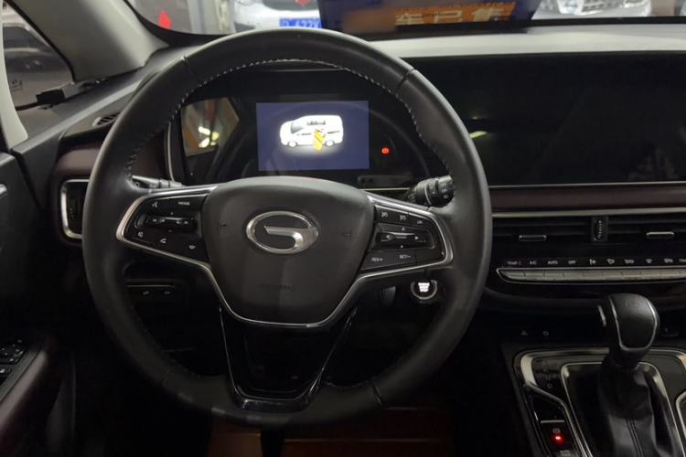 Used GAC Trumpchi M6 2021 PRO 270T DCT Luxury Edition Steering Wheel
