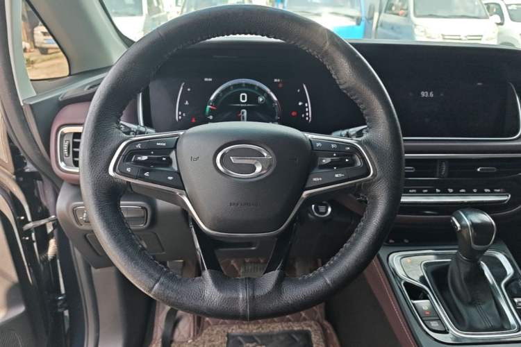 Used GAC Trumpchi M6 2021 270T DCT Prestige Edition (6-seater) Steering Wheel