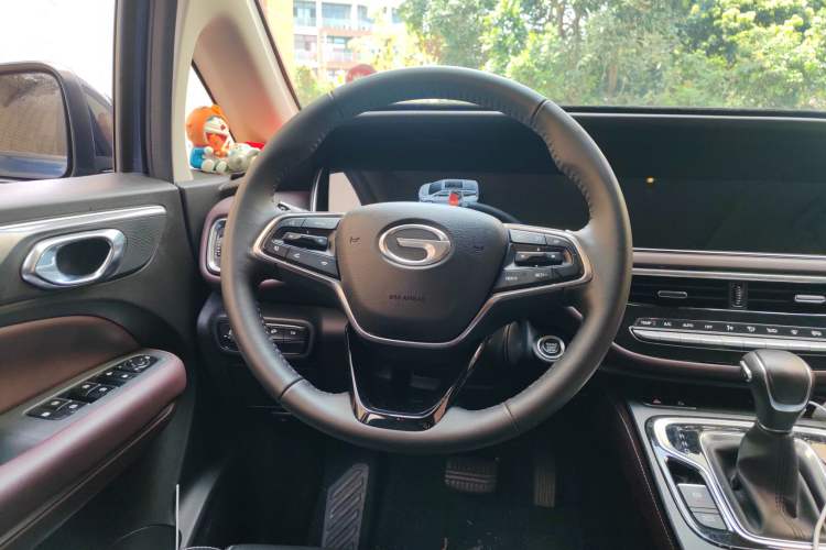 Used GAC Trumpchi M6 2021 PRO 270T Automatic Luxury Edition Steering Wheel