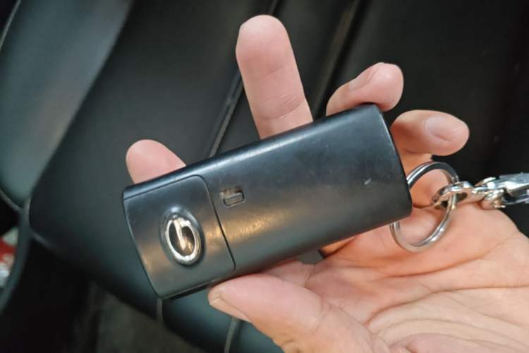 Used GAC Trumpchi M6 2021 PRO 270T Automatic Luxury Edition Vehicle Key