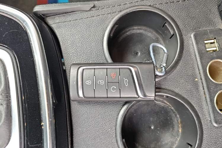 Used GAC Trumpchi M6 2021 270T DCT Prestige Edition (7 Seats) Vehicle Key