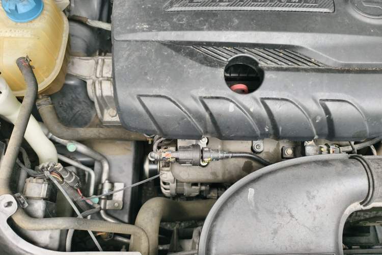 Used GAC Trumpchi M6 2021 PRO 270T DCT Luxury Edition Engine Bay Right
