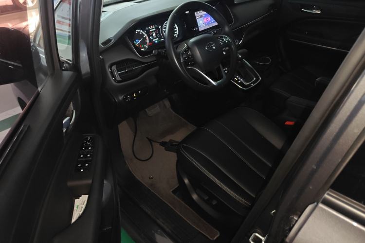 Used GAC Trumpchi M6 2021 270T DCT Luxury Edition (7-seater) Interior 3