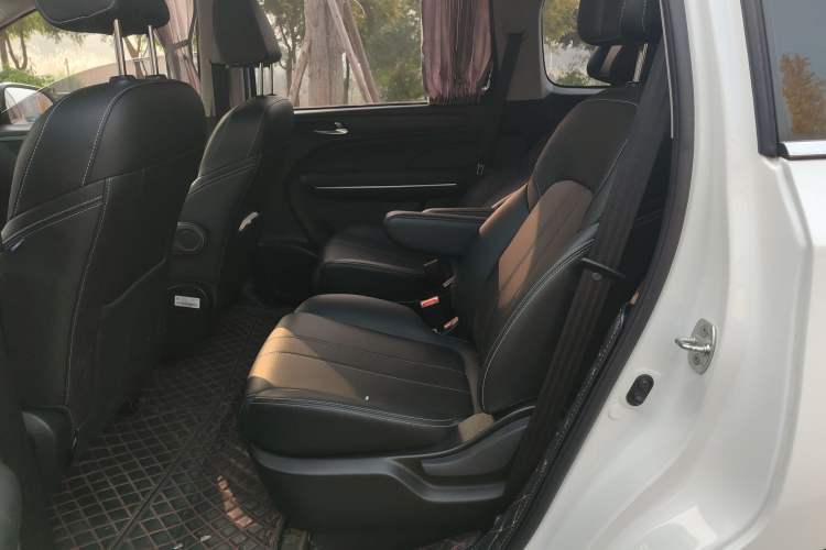 Used GAC Trumpchi M6 2021 270T DCT Luxury Edition (7-seater) Interior 4