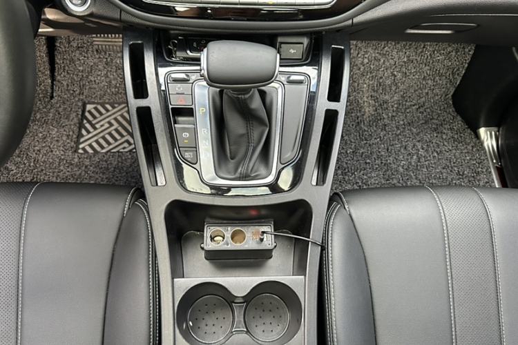 Used GAC Trumpchi M6 2021 270T DCT Luxury Edition (7-seater) Interior 5