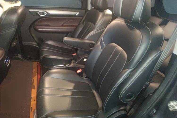 Used GAC Trumpchi M6 2021 PRO 270T Automatic Luxury Edition Left Rear Seat
