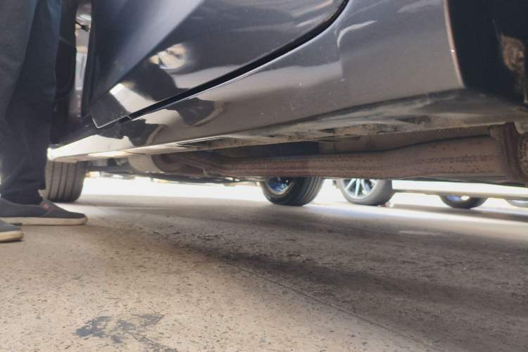 Used GAC Trumpchi M6 2021 PRO 270T DCT Luxury Edition Left Side Sill