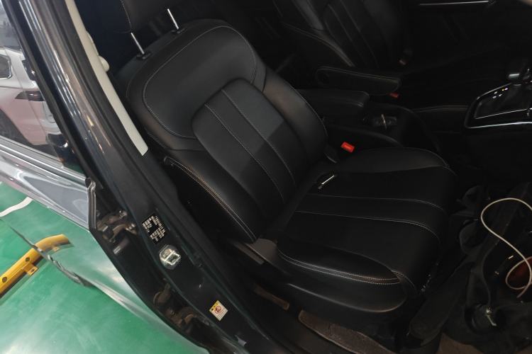 Used GAC Trumpchi M6 2021 270T DCT Luxury Edition (7-seater) Right Front Seat