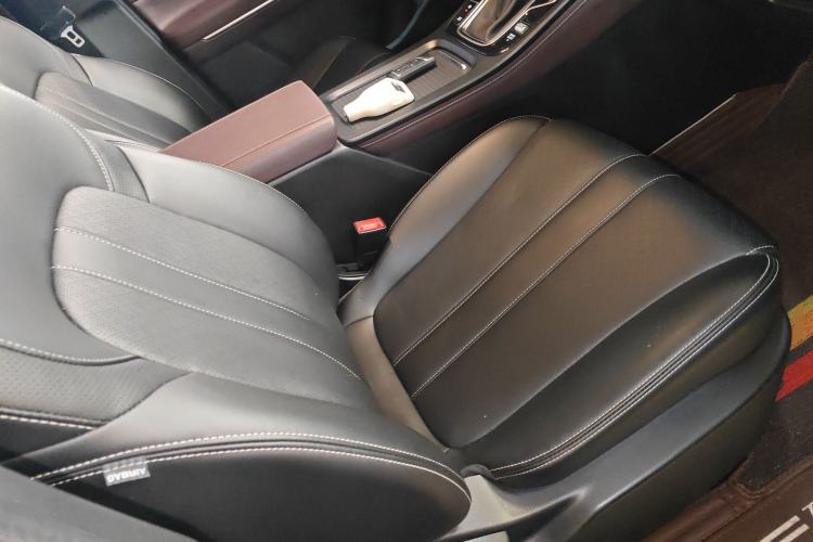 Used GAC Trumpchi M6 2021 PRO 270T DCT Luxury Edition Right Front Seat