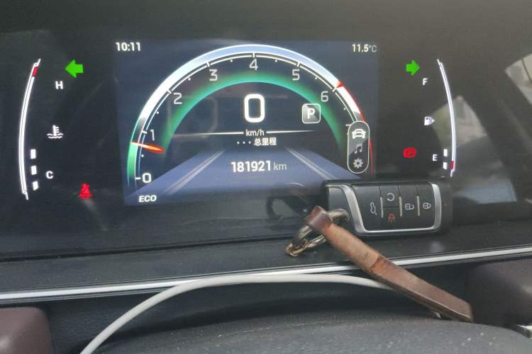 Used GAC Trumpchi M6 2021 PRO 270T DCT Luxury Edition Odometer Close Up