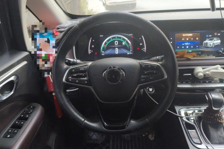Used GAC Trumpchi M6 2021 PRO 270T DCT Luxury Edition Steering Wheel