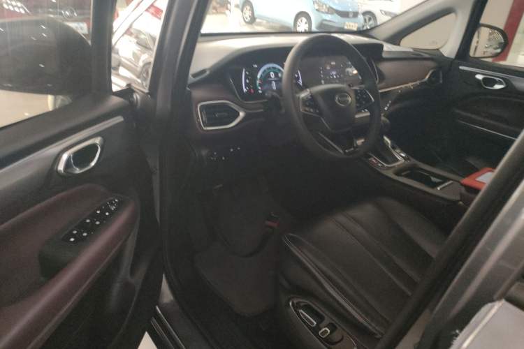 Used GAC Trumpchi M6 2021 PRO 270T DCT Luxury Edition Interior 3