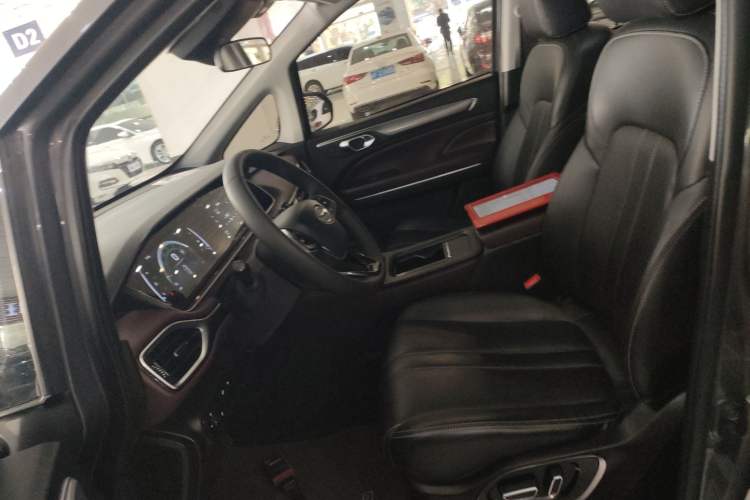 Used GAC Trumpchi M6 2021 PRO 270T DCT Luxury Edition Left Front Seat