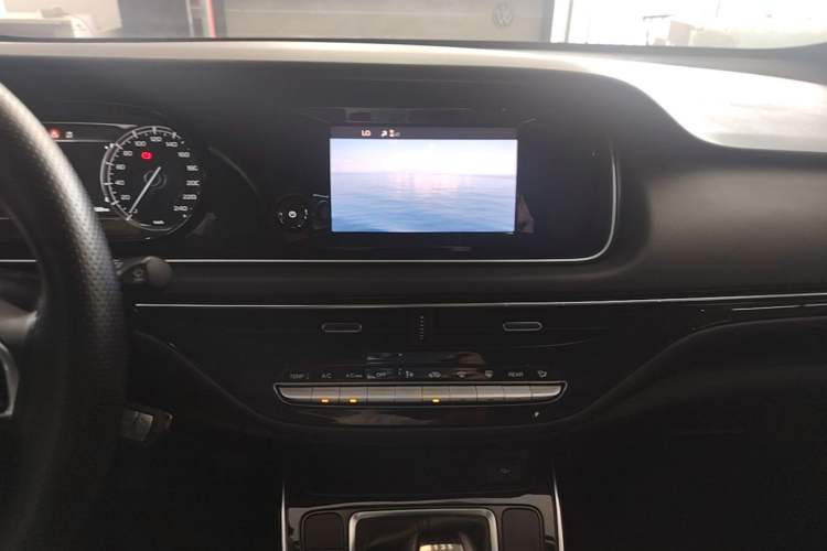 Used GAC Trumpchi M6 2021 270T Manual Elite Edition (7-seater) Audio And AC Panel