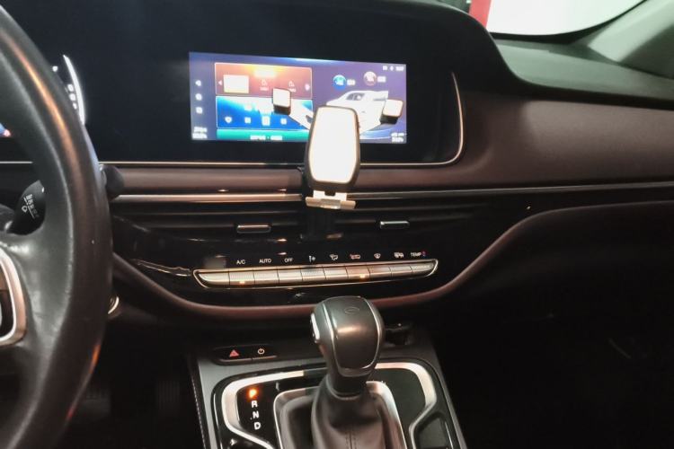 Used GAC Trumpchi M6 2021 270T DCT Luxury Edition (7-seater) Audio And AC Panel