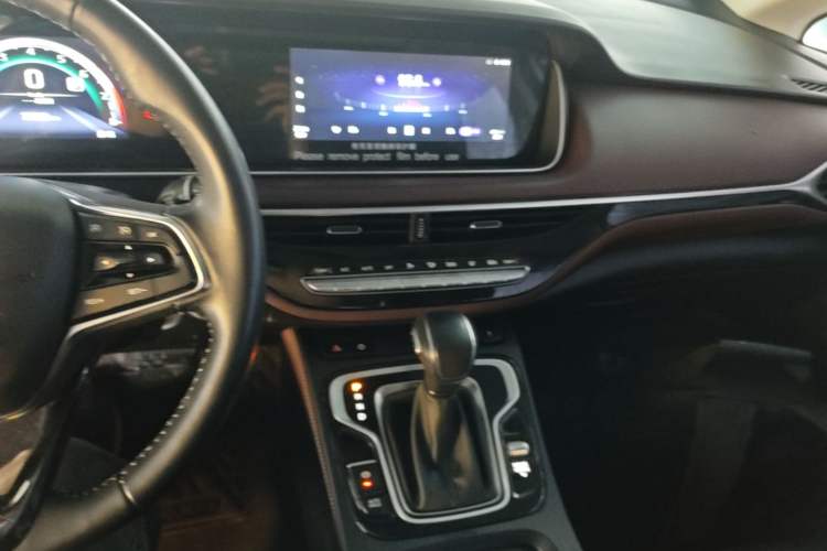 Used GAC Trumpchi M6 2021 270T DCT Prestige Edition (7-seater) Audio And AC Panel
