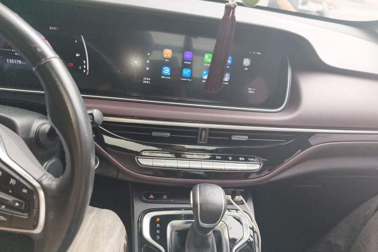 Used GAC Trumpchi M6 2021 PRO 270T DCT Luxury Edition Audio And AC Panel