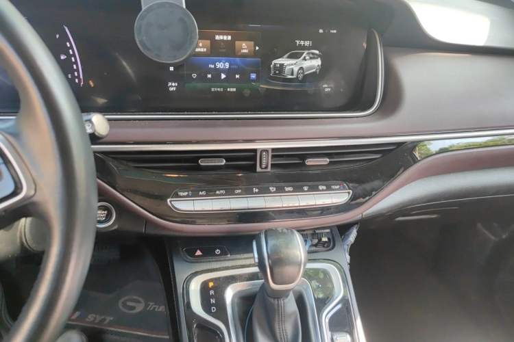 Used GAC Trumpchi M6 2021 270T DCT Prestige Edition (7-seater) Audio And AC Panel