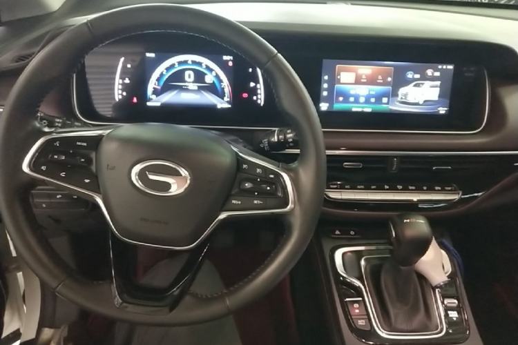 Used GAC Trumpchi M6 2021 PRO 270T DCT Luxury Edition Center Console