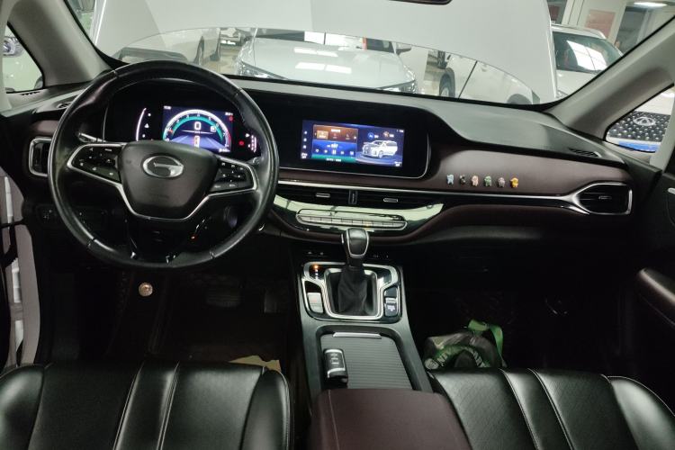 Used GAC Trumpchi M6 2021 PRO 270T Automatic Luxury Edition Center Console