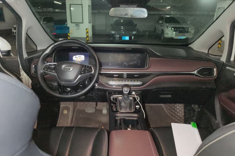 Used GAC Trumpchi M6 2021 270T DCT Luxury Edition (7 Seats) Center Console