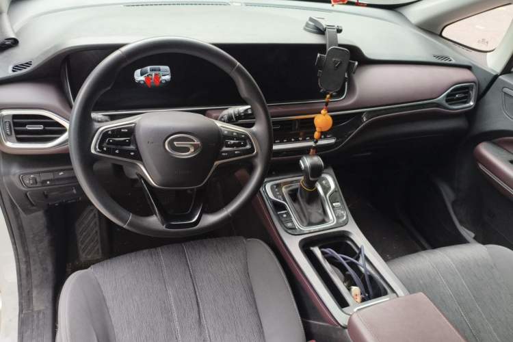 Used GAC Trumpchi M6 2021 PRO 270T DCT Elite Edition Center Console