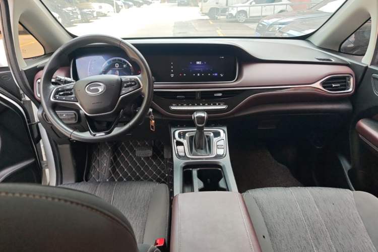 Used GAC Trumpchi M6 2021 PRO 270T DCT Elite Edition Center Console