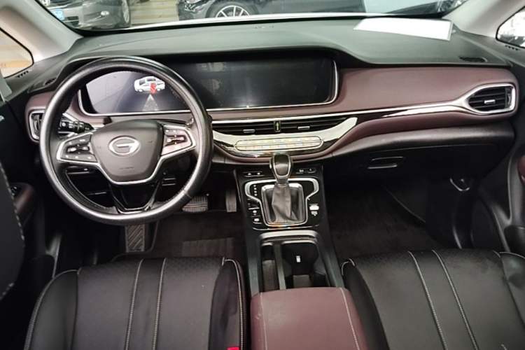 Used GAC Trumpchi M6 2021 PRO 270T DCT Luxury Edition Center Console