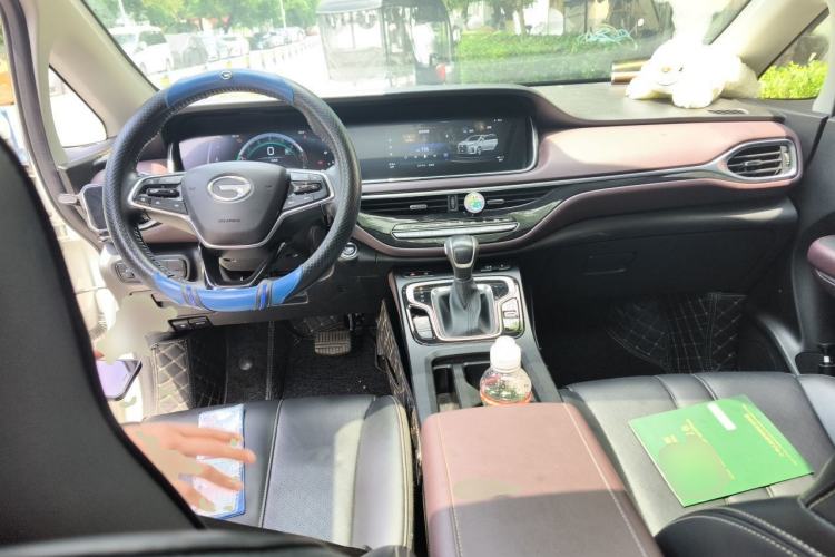 Used GAC Trumpchi M6 2021 PRO 270T DCT Luxury Edition Center Console