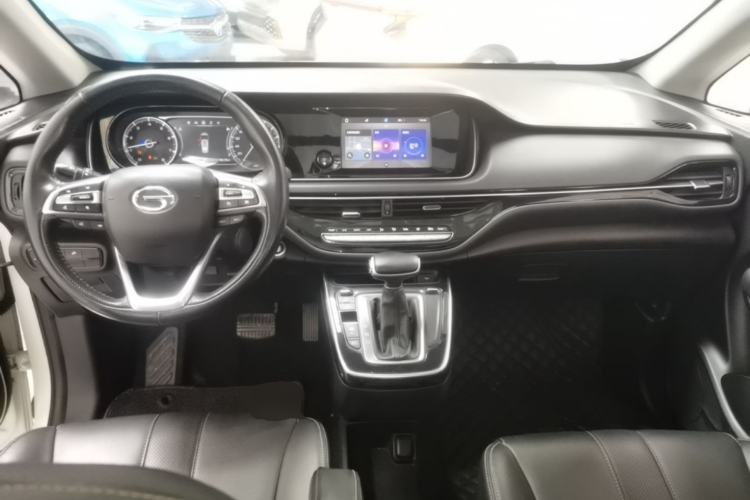 Used GAC Trumpchi M6 2021 270T DCT Luxury Edition (7-seater) Center Console