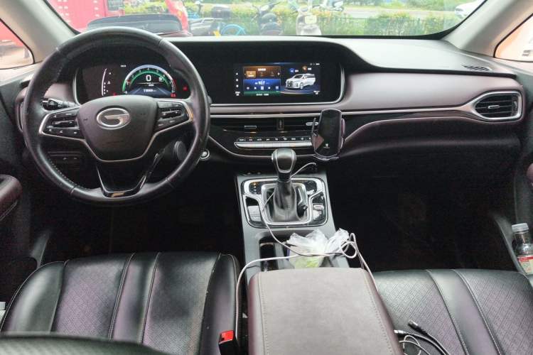 Used GAC Trumpchi M6 2021 PRO 270T DCT Luxury Edition Center Console