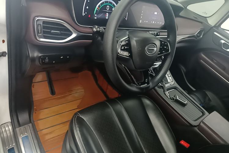 Used GAC Trumpchi M6 2021 PRO 270T DCT Luxury Edition Center Console