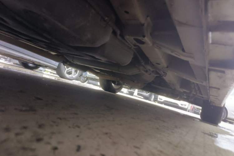 Used GAC Trumpchi M6 2021 270T DCT Elite Edition (7-seater) Chassis Rear Right