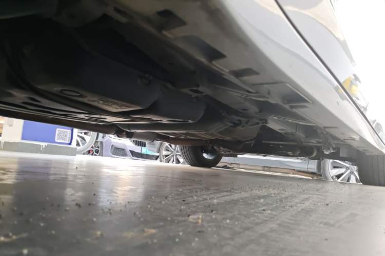 Used GAC Trumpchi M6 2021 PRO 270T DCT Luxury Edition Chassis Rear Right