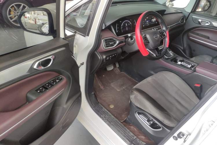 Used GAC Trumpchi M6 2021 PRO 270T Automatic Luxury Edition Driver Seat