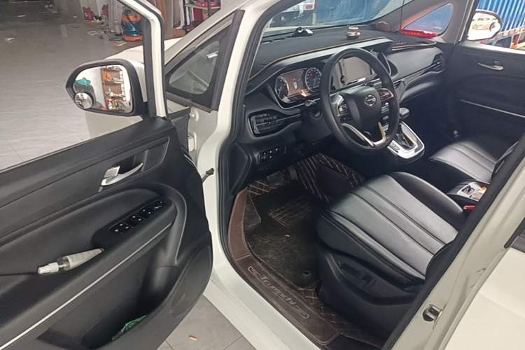 Used GAC Trumpchi M6 2021 270T DCT Luxury Edition (7-seater) Driver Seat