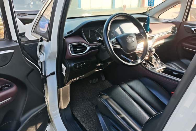 Used GAC Trumpchi M6 2021 PRO 270T Automatic Luxury Edition Driver Seat